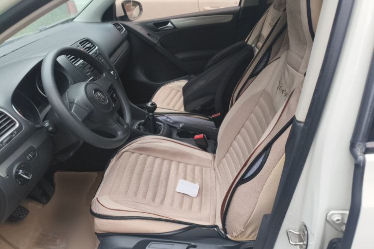 Used Volkswagen Golf 2012 1.6 Manual Fashion Edition Left Front Seat