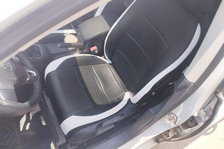 Used Volkswagen Golf 2012 1.4 TSI Manual Comfort Edition Left Front Seat