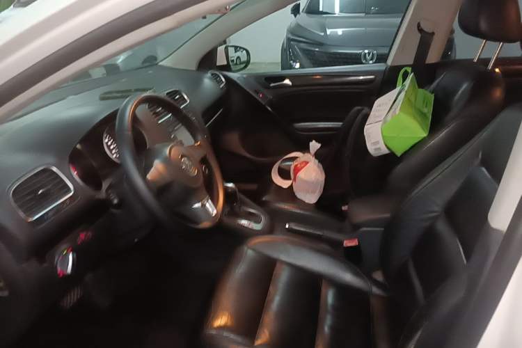 Used Volkswagen Golf 2012 1.4 TSI Automatic Comfort Edition Left Front Seat