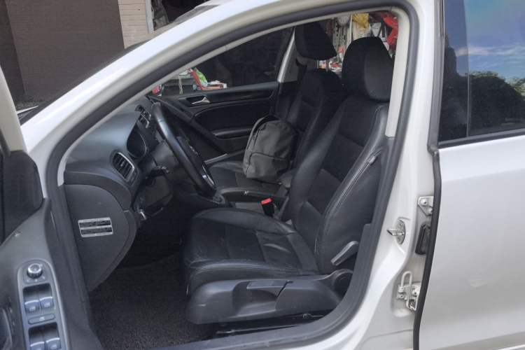Used Volkswagen Golf 2012 1.4 TSI Automatic Comfort Edition Left Front Seat