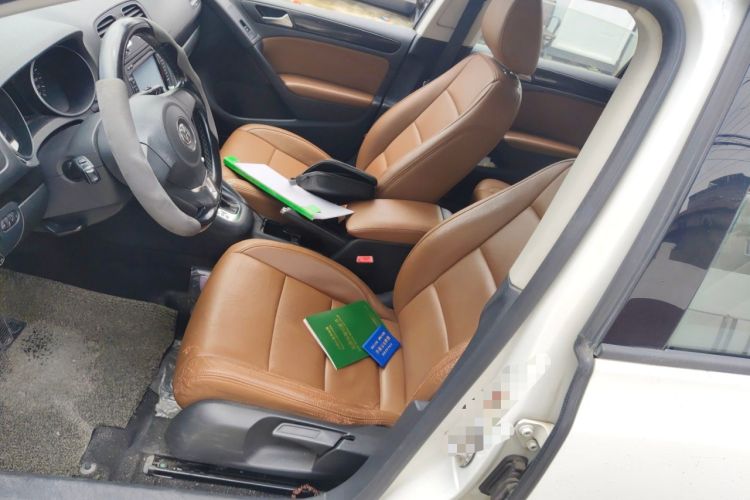 Used Volkswagen Golf 2012 1.6L Automatic Comfort Model Left Front Seat