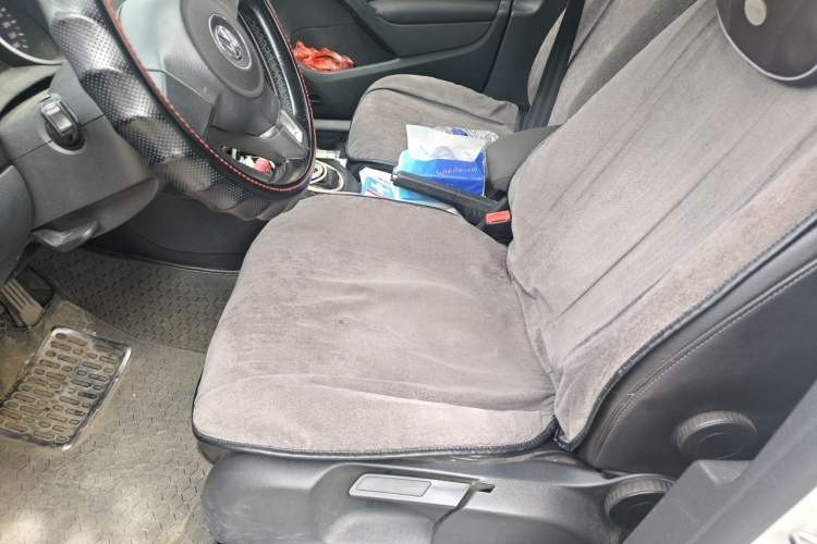 Used Volkswagen Golf 2012 1.6L Automatic Comfort Model Left Front Seat