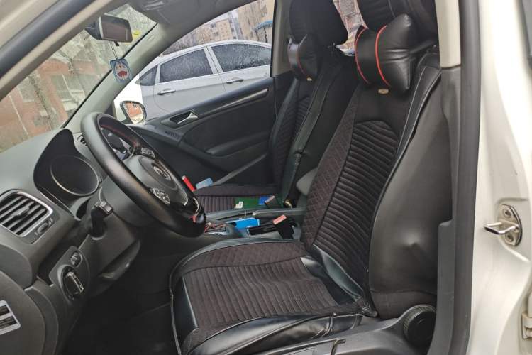 Used Volkswagen Golf 2012 1.4 TSI Automatic Comfort Edition Left Front Seat