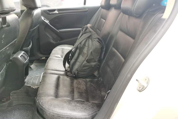 Used Volkswagen Golf 2012 1.4 TSI Automatic Comfort Edition Left Rear Seat