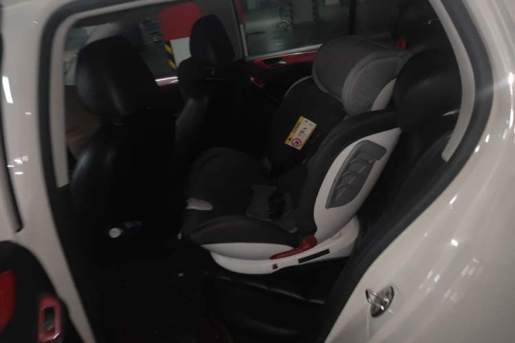 Used Volkswagen Golf 2012 1.4TSI Automatic Luxury Edition Left Rear Seat