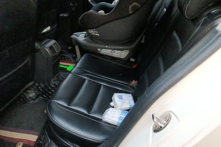 Used Volkswagen Golf 2012 1.4 TSI Automatic Comfort Edition Left Rear Seat