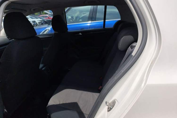Used Volkswagen Golf 2012 1.6 Manual Comfort Edition Left Rear Seat
