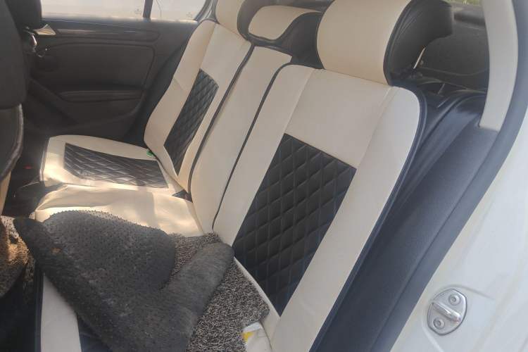 Used Volkswagen Golf 2012 1.4 TSI Automatic Comfort Edition Left Rear Seat