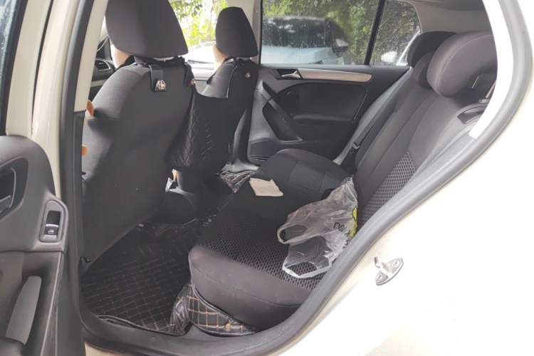Used Volkswagen Golf 2012 1.6L Automatic Fashion Model Left Rear Seat