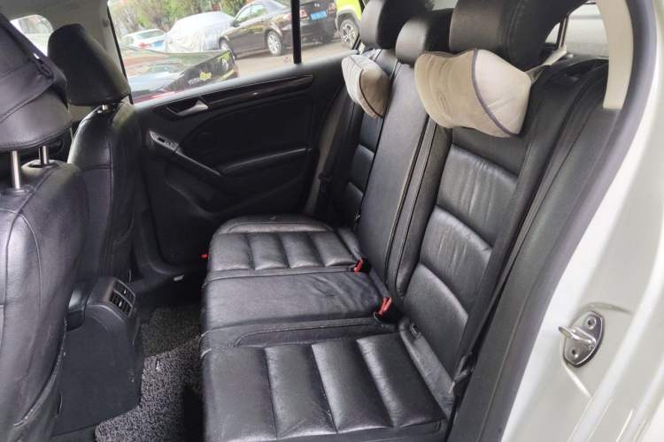 Used Volkswagen Golf 2012 1.6 Manual Comfort Edition Left Rear Seat