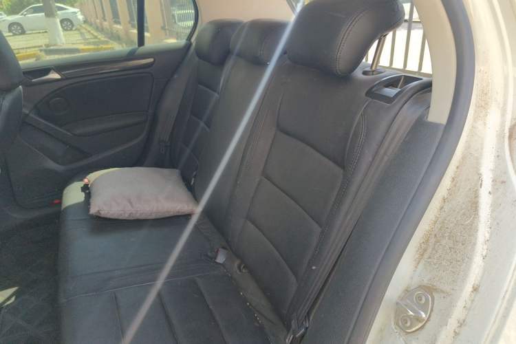 Used Volkswagen Golf 2012 1.4 TSI Automatic Comfort Edition Left Rear Seat