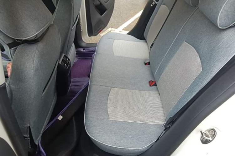 Used Volkswagen Golf 2012 1.4 TSI Automatic Comfort Edition Left Rear Seat