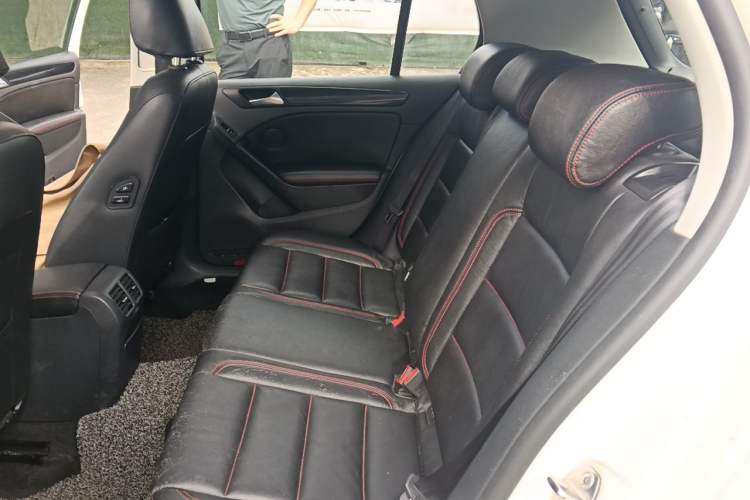 Used Volkswagen Golf 2012 1.4 TSI Manual Comfort Edition Left Rear Seat
