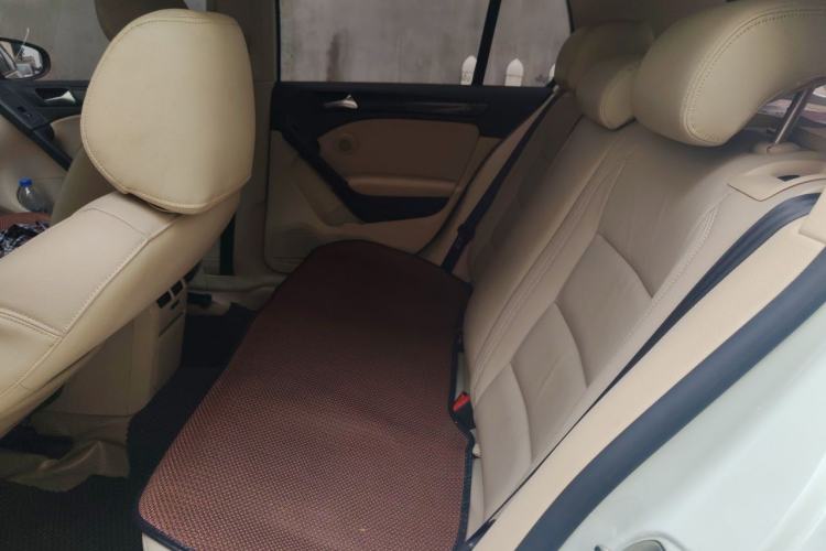 Used Volkswagen Golf 2012 1.6L Automatic Comfort Model Left Rear Seat