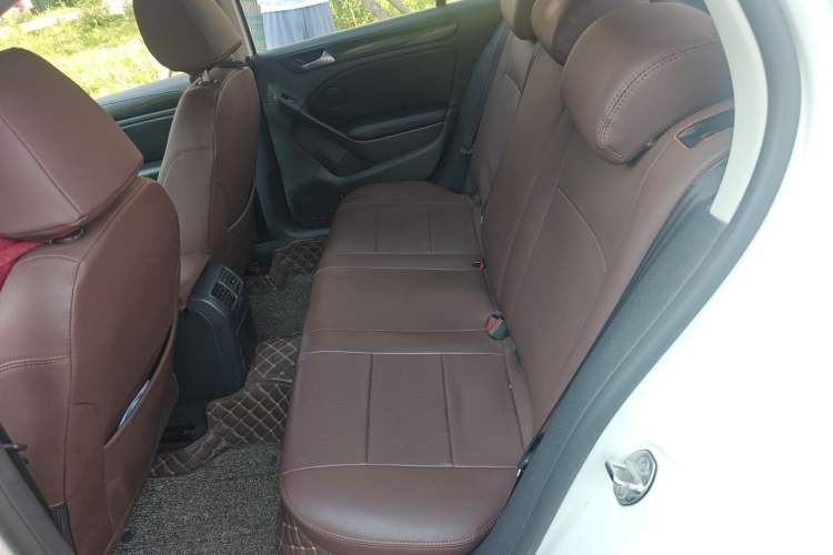 Used Volkswagen Golf 2012 1.6L Automatic Comfort Model Left Rear Seat