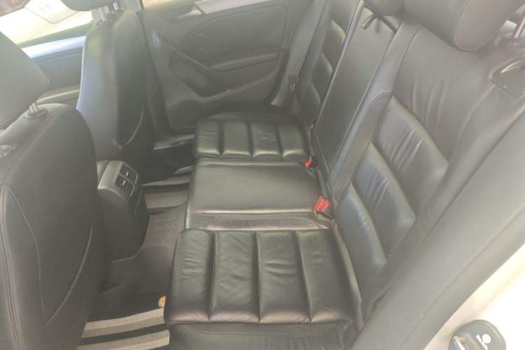 Used Volkswagen Golf 2012 1.4TSI Automatic Luxury Edition Left Rear Seat