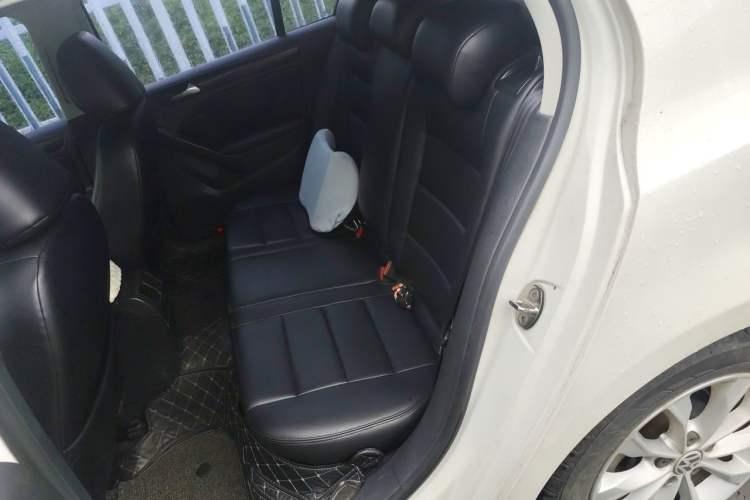 Used Volkswagen Golf 2012 1.6L Automatic Comfort Model Left Rear Seat