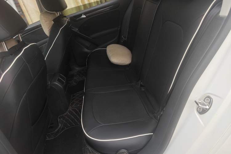 Used Volkswagen Golf 2012 1.6L Automatic Comfort Model Left Rear Seat