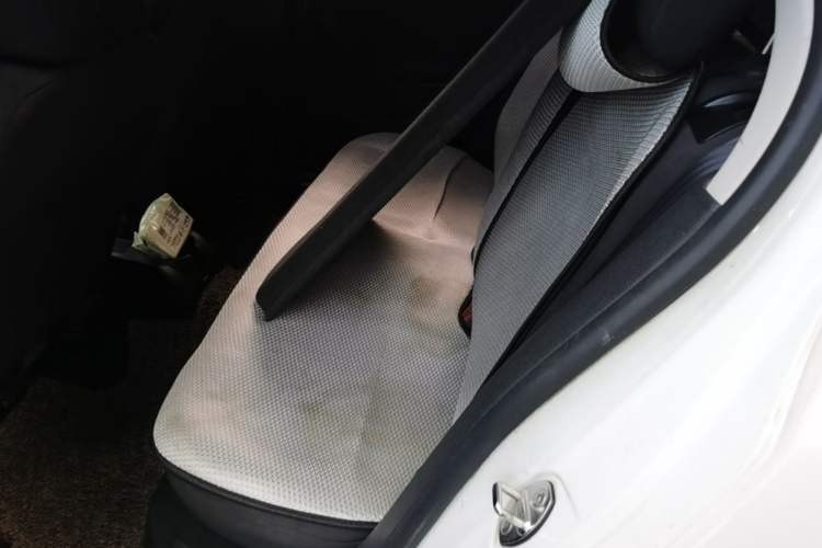 Used Volkswagen Golf 2012 1.6L Automatic Fashion Model Left Rear Seat