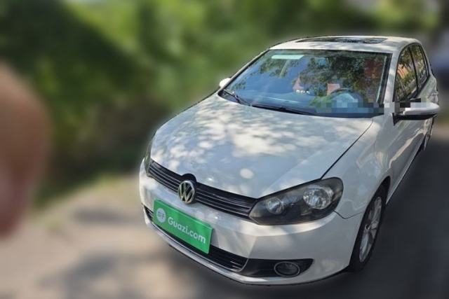 Ojetý Volkswagen Golf 2012 1.6L Automatic Comfort Model