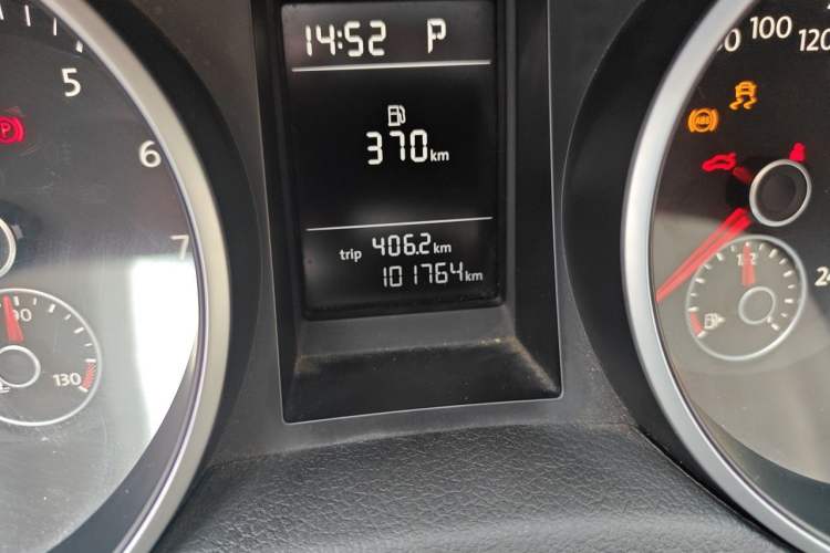 Used Volkswagen Golf 2012 1.6L Automatic Comfort Model Odometer Close Up