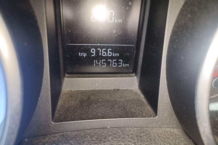 Used Volkswagen Golf 2012 1.6L Automatic Comfort Model Odometer Close Up