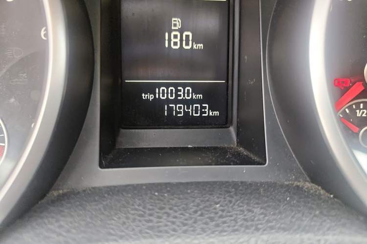 Used Volkswagen Golf 2012 1.4 TSI Automatic Comfort Edition Odometer Close Up
