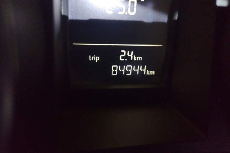 Used Volkswagen Golf 2012 1.4 TSI Automatic Comfort Edition Odometer Close Up