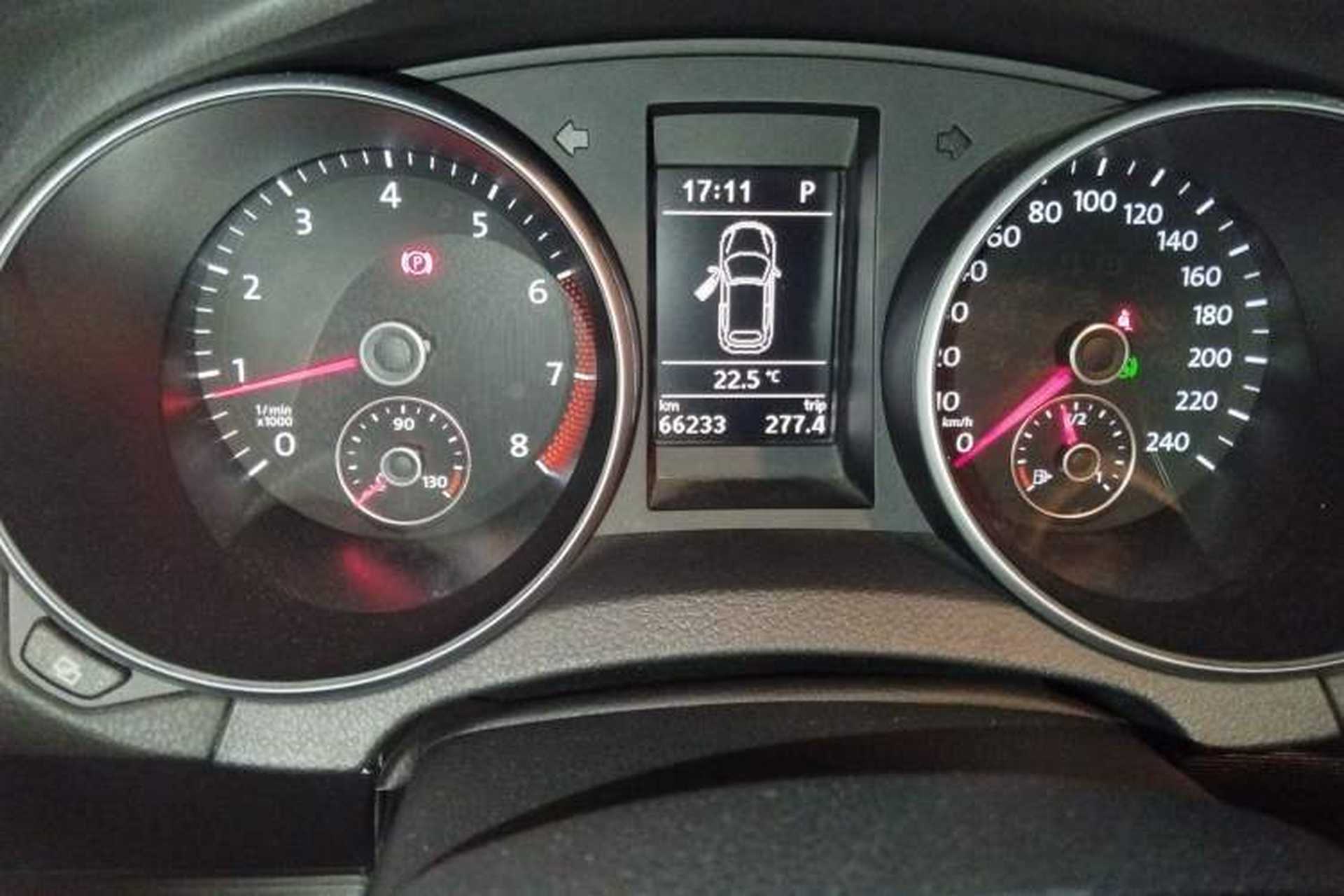 Used Volkswagen Golf 2012 1.4TSI Luxury Convertible Edition Odometer Close Up