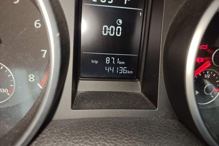 Used Volkswagen Golf 2012 1.4 TSI Automatic Comfort Edition Odometer Close Up