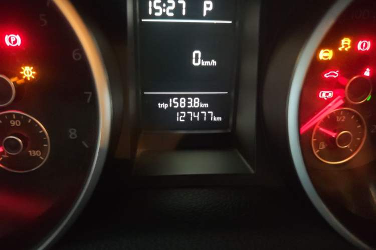 Used Volkswagen Golf 2012 1.4 TSI Automatic Comfort Edition Odometer Close Up