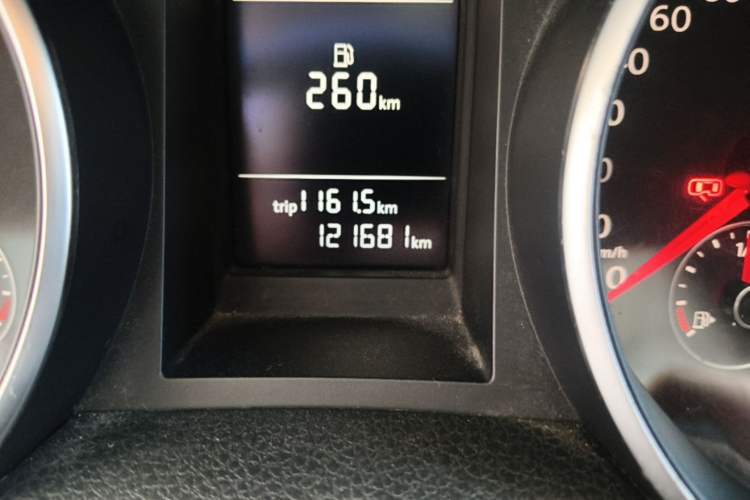 Used Volkswagen Golf 2012 1.6L Automatic Comfort Model Odometer Close Up