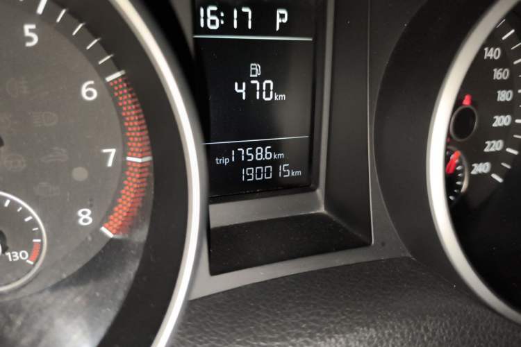 Used Volkswagen Golf 2012 1.6L Automatic Comfort Model Odometer Close Up