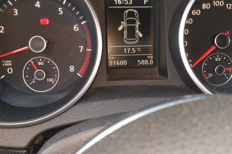 Used Volkswagen Golf 2012 1.4 TSI Automatic Comfort Edition Odometer Close Up