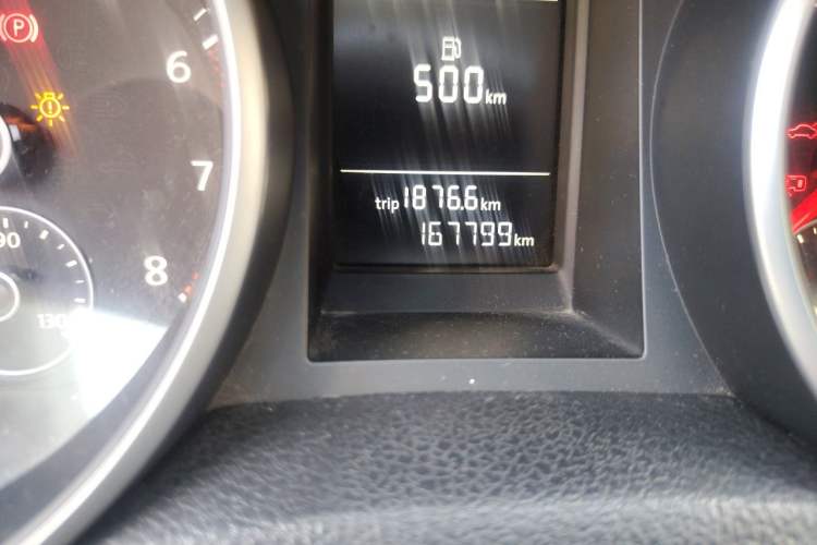 Used Volkswagen Golf 2012 1.6L Automatic Comfort Model Odometer Close Up