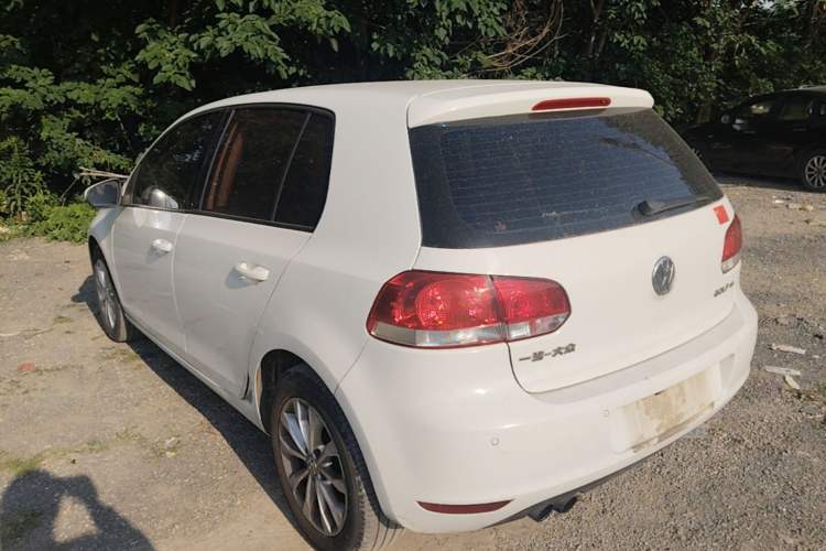Used Volkswagen Golf 2012 1.6L Automatic Comfort Model Rear Left 45 Deg
