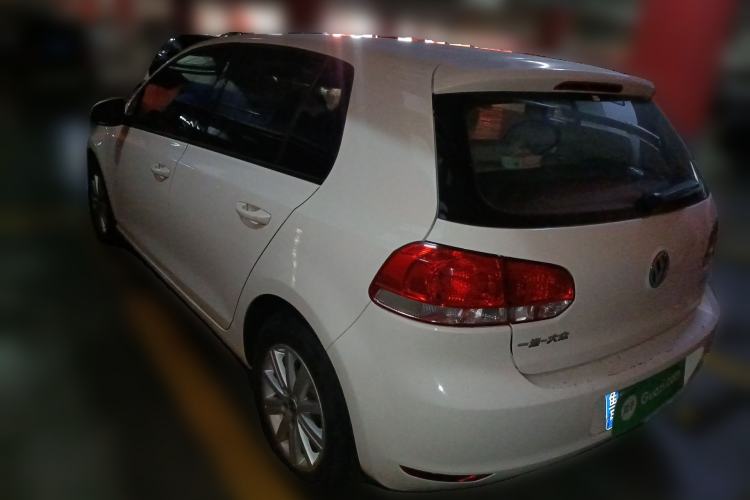 Used Volkswagen Golf 2012 1.6L Automatic Fashion Model Rear Left 45 Deg