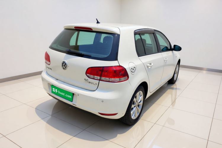 Used Volkswagen Golf 2012 1.6L Automatic Comfort Model Rear Right 45 Deg