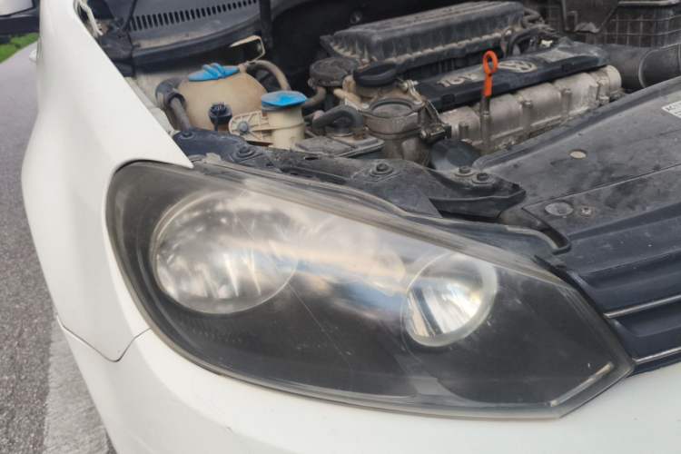 Used Volkswagen Golf 2012 1.6 Manual Comfort Edition Right Front Headlight
