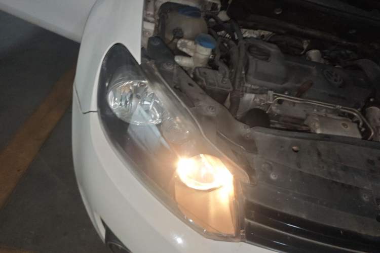 Used Volkswagen Golf 2012 1.4 TSI Automatic Comfort Edition Right Front Headlight