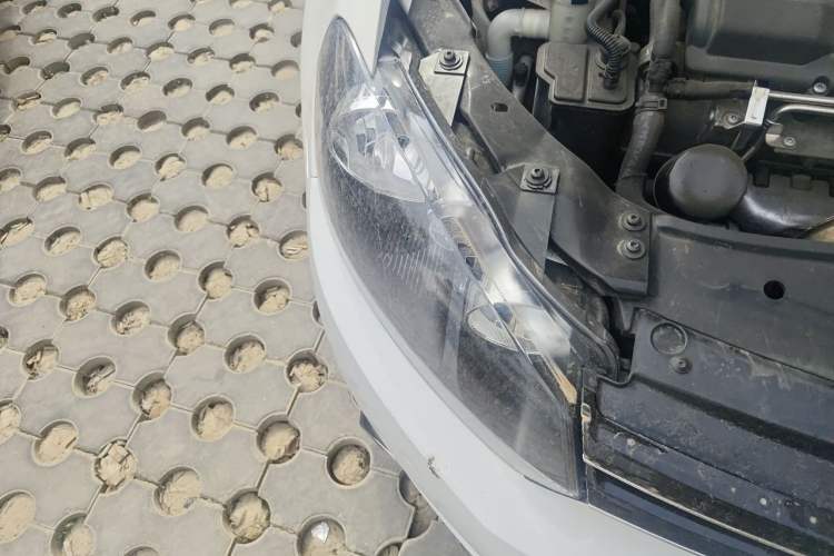 Used Volkswagen Golf 2012 1.4 TSI Automatic Comfort Edition Right Front Headlight