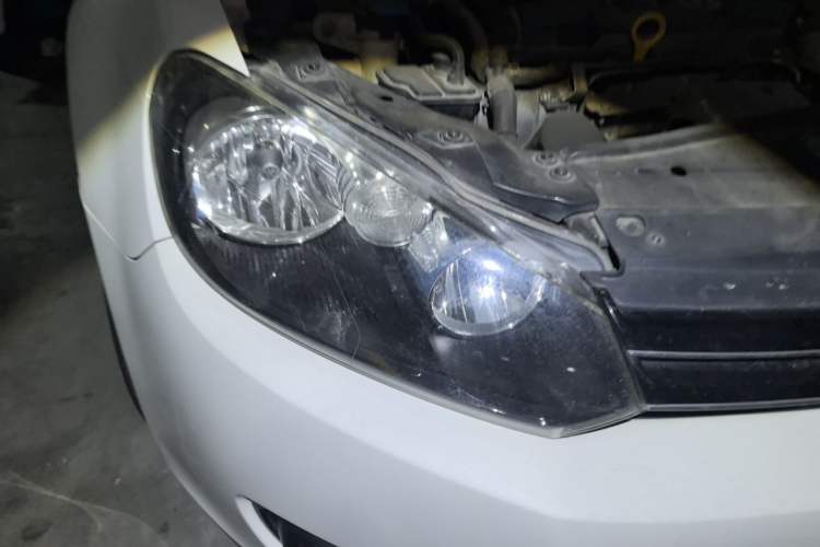 Used Volkswagen Golf 2012 1.4TSI Automatic Luxury Edition Right Front Headlight