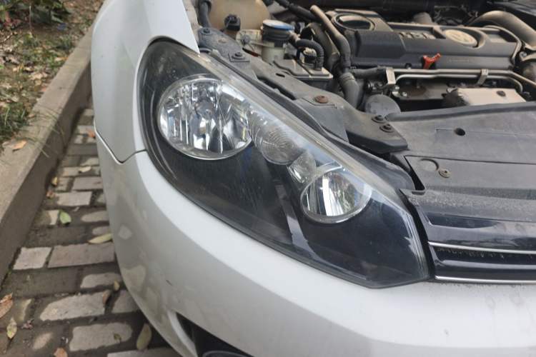 Used Volkswagen Golf 2012 1.4 TSI Automatic Comfort Edition Right Front Headlight