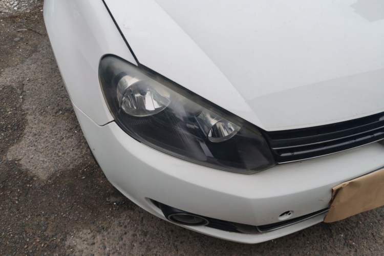Used Volkswagen Golf 2012 1.6L Automatic Fashion Model Right Front Headlight