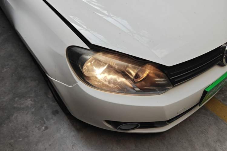 Used Volkswagen Golf 2012 1.6 Manual Comfort Edition Right Front Headlight