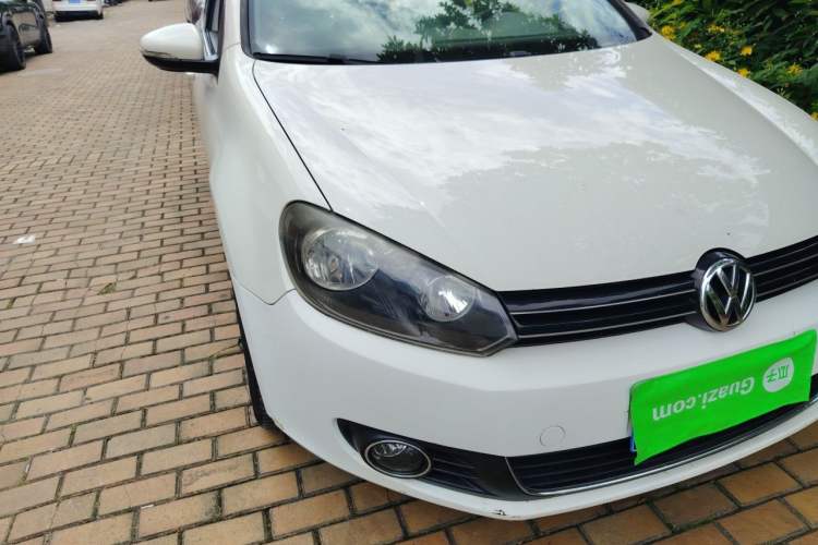 Used Volkswagen Golf 2012 1.6L Automatic Comfort Model Right Front Headlight