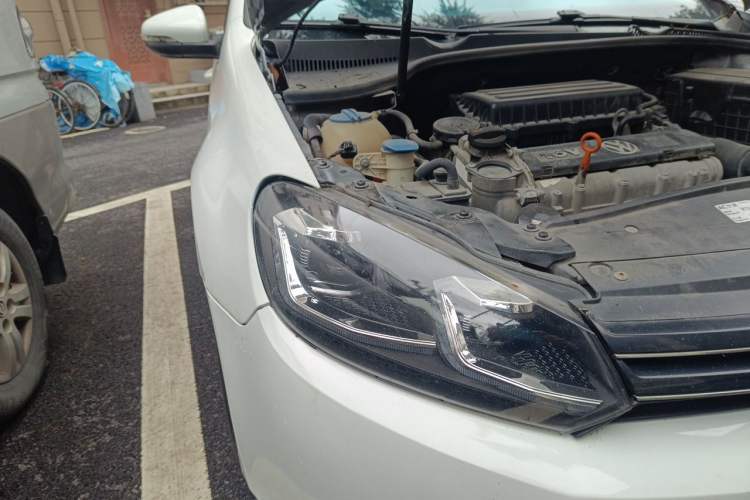 Used Volkswagen Golf 2012 1.4 TSI Automatic Comfort Edition Right Front Headlight