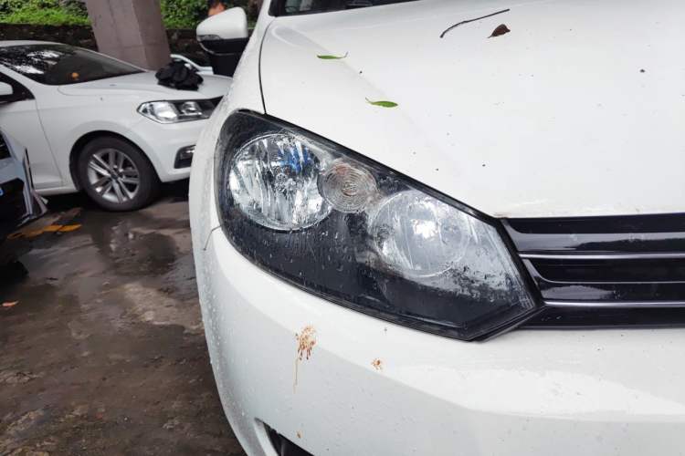 Used Volkswagen Golf 2012 1.6L Automatic Fashion Model Right Front Headlight