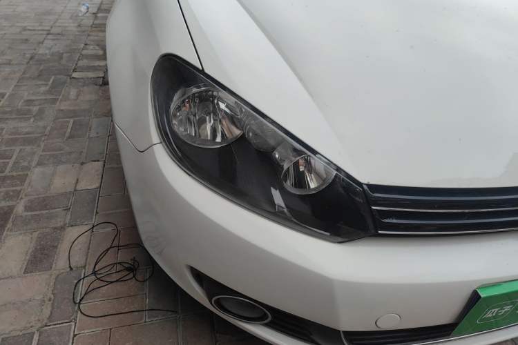 Used Volkswagen Golf 2012 1.6L Automatic Fashion Model Right Front Headlight