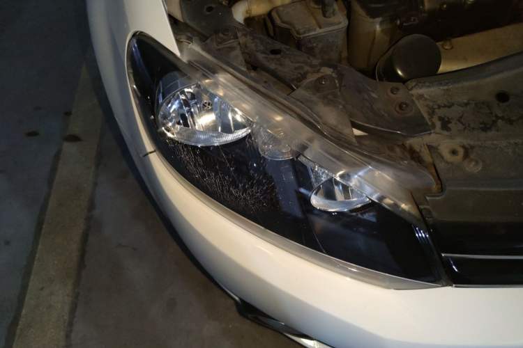 Used Volkswagen Golf 2012 1.6L Automatic Comfort Model Right Front Headlight